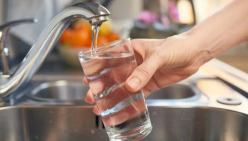 tap water tastes metallic