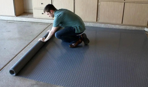 Vinyl garage flooring
